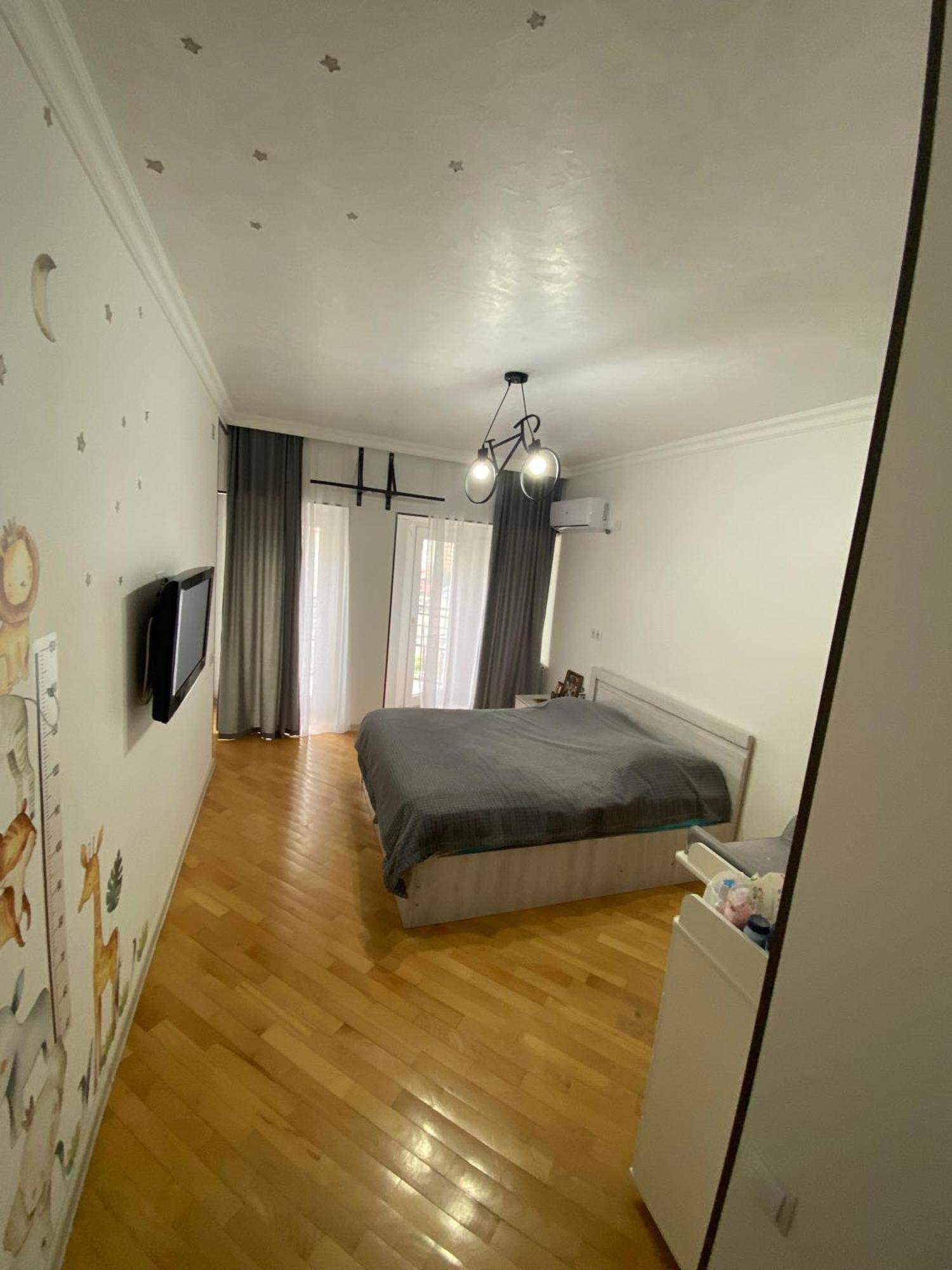 Big Flat In Batumi Apartman Kültér fotó
